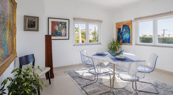 Image No.11-3 Bed Villa for sale