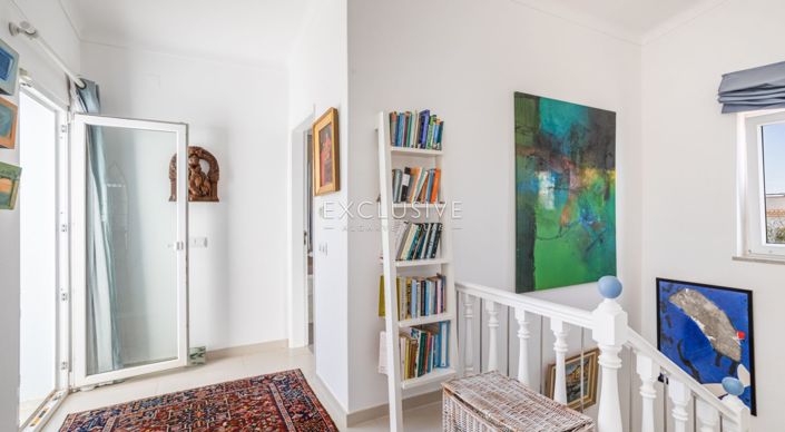 Image No.22-3 Bed Villa for sale