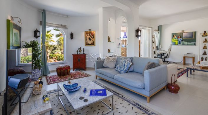 Image No.26-3 Bed Villa for sale