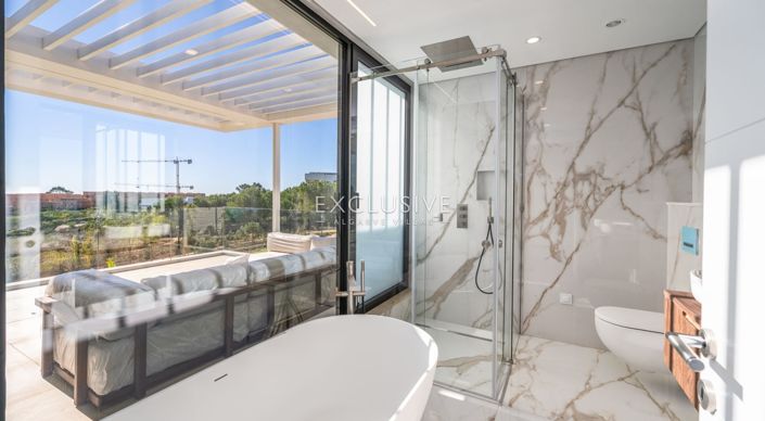 Image No.24-4 Bed Villa for sale