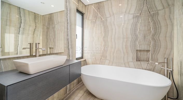 Image No.27-4 Bed Villa for sale