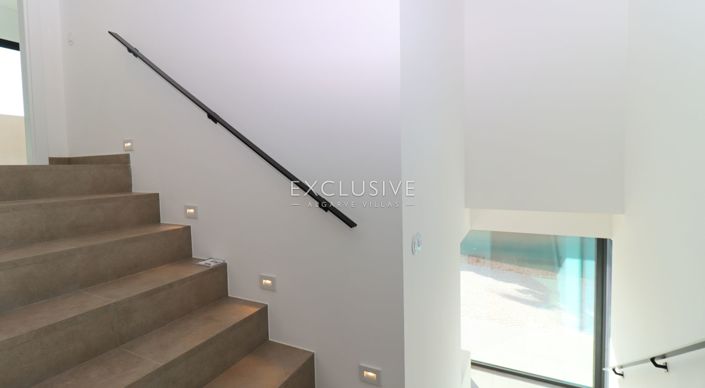 Image No.14-4 Bed Villa for sale