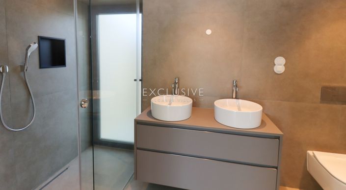 Image No.18-4 Bed Villa for sale