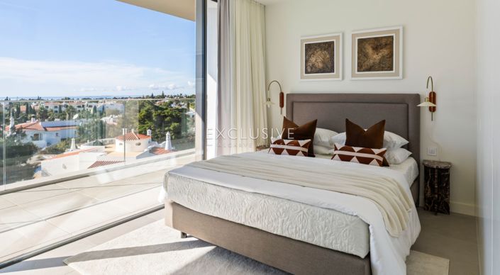 Image No.19-4 Bed Apartment for sale