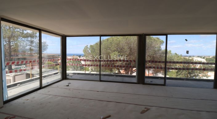 Image No.22-4 Bed Apartment for sale