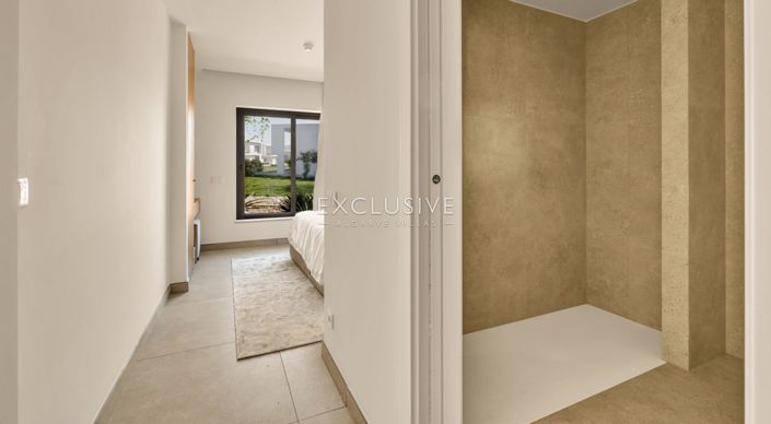 Image No.20-2 Bed Apartment for sale