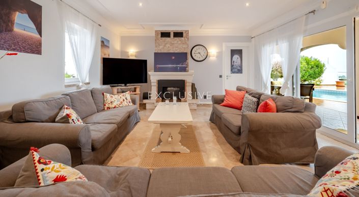 Image No.17-4 Bed Villa for sale