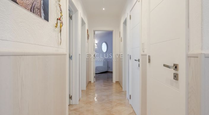 Image No.26-4 Bed Villa for sale