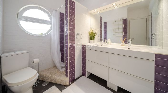 Image No.30-4 Bed Villa for sale