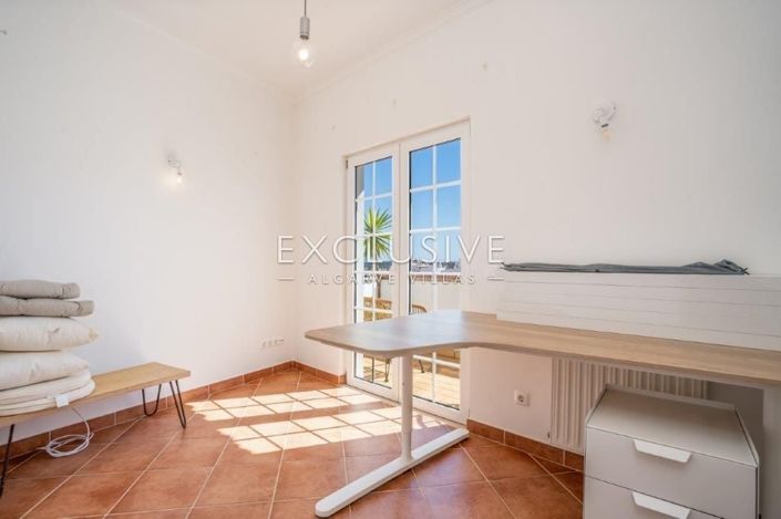 Image No.11-Maison de ville de 4 chambres à vendre à Lagos