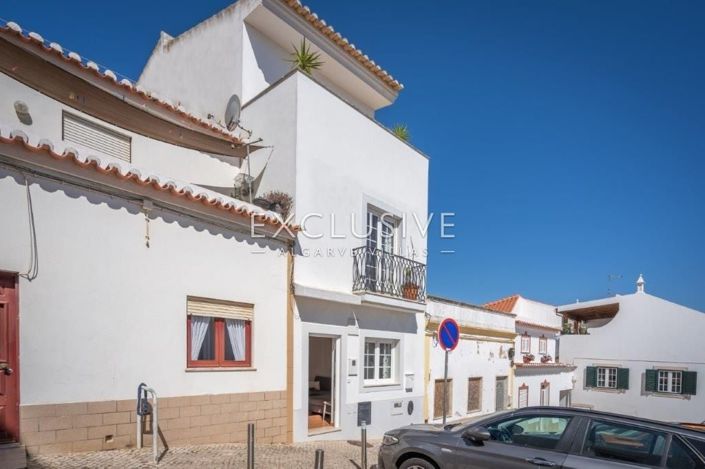 Image No.24-Maison de ville de 4 chambres à vendre à Lagos