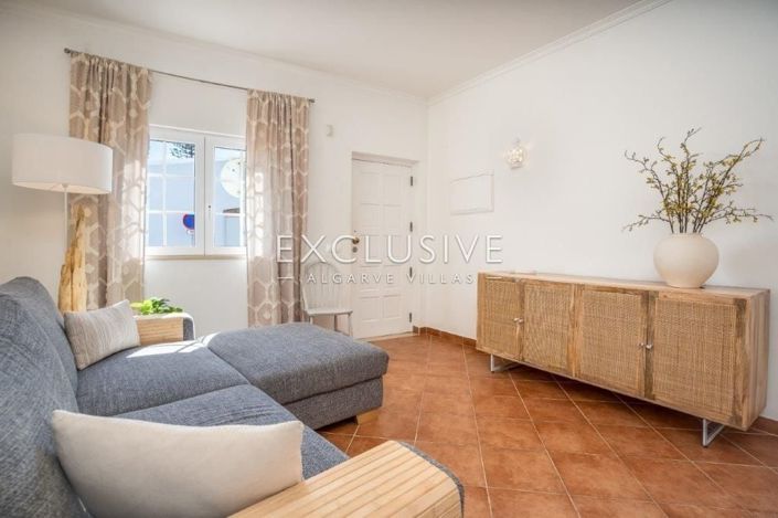 Image No.6-Maison de ville de 4 chambres à vendre à Lagos