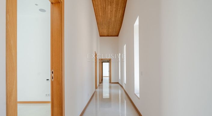 Image No.18-4 Bed Villa for sale