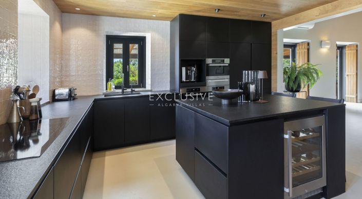 Image No.9-3 Bed Villa for sale