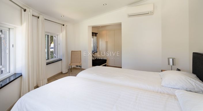 Image No.22-3 Bed Villa for sale