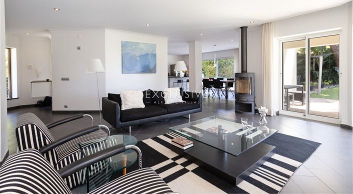 Image No.4-3 Bed Villa for sale