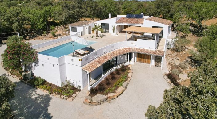 Image No.1-3 Bed Villa for sale