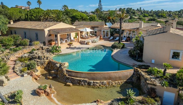Image No.1-5 Bed Villa for sale