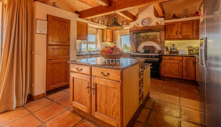 Image No.12-5 Bed Villa for sale