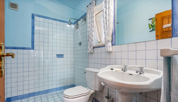 Image No.27-5 Bed Villa for sale