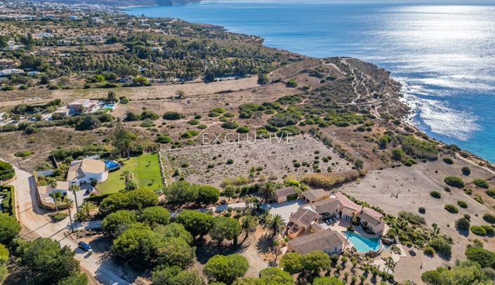 Image No.3-5 Bed Villa for sale