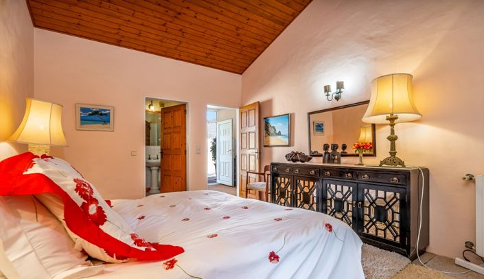 Image No.31-5 Bed Villa for sale