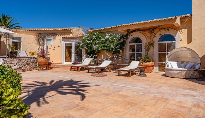 Image No.32-5 Bed Villa for sale