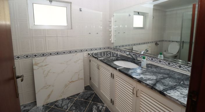 Image No.13-3 Bed Villa for sale