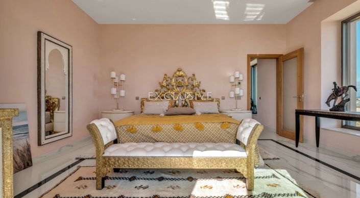 Image No.47-8 Bed Villa for sale