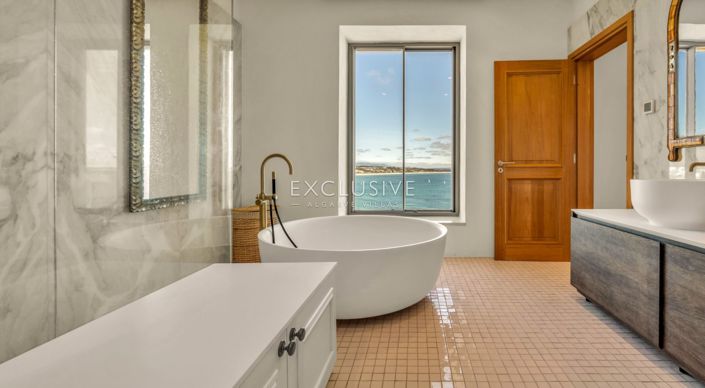 Image No.49-8 Bed Villa for sale