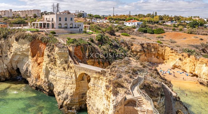 Image No.5-8 Bed Villa for sale