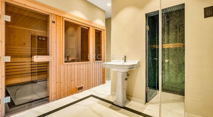 Image No.51-8 Bed Villa for sale