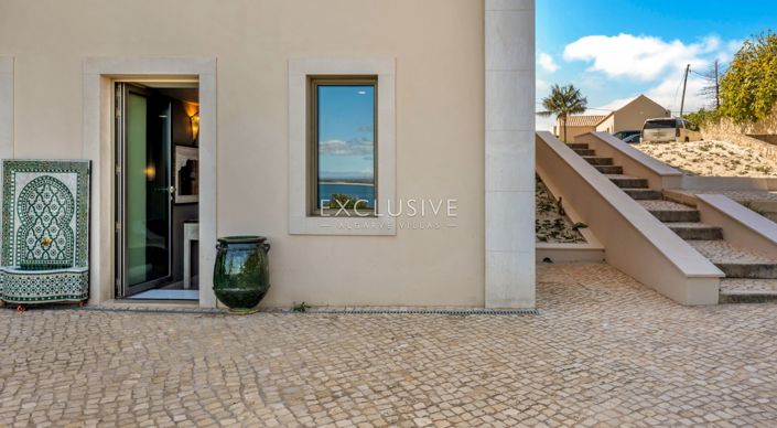 Image No.53-8 Bed Villa for sale