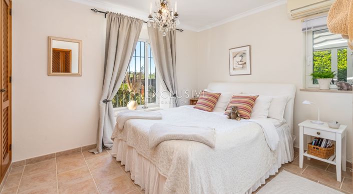 Image No.18-4 Bed Villa for sale