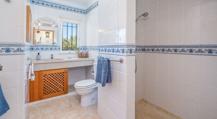 Image No.19-4 Bed Villa for sale