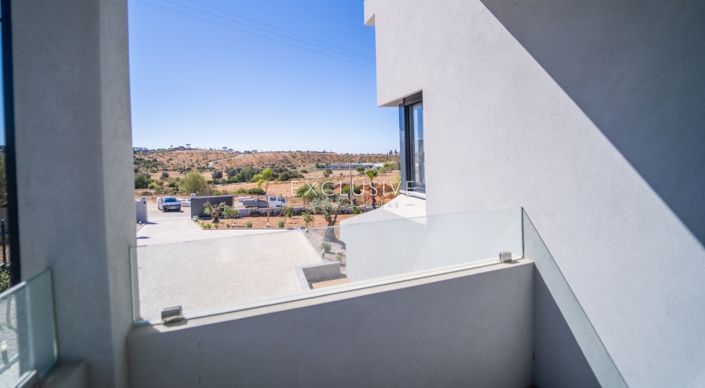 Image No.14-7 Bed Villa for sale