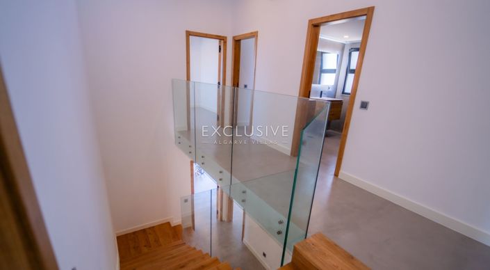 Image No.23-7 Bed Villa for sale