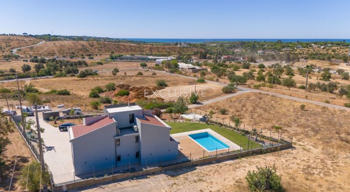 Image No.3-7 Bed Villa for sale