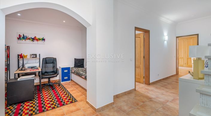 Image No.16-3 Bed Villa for sale