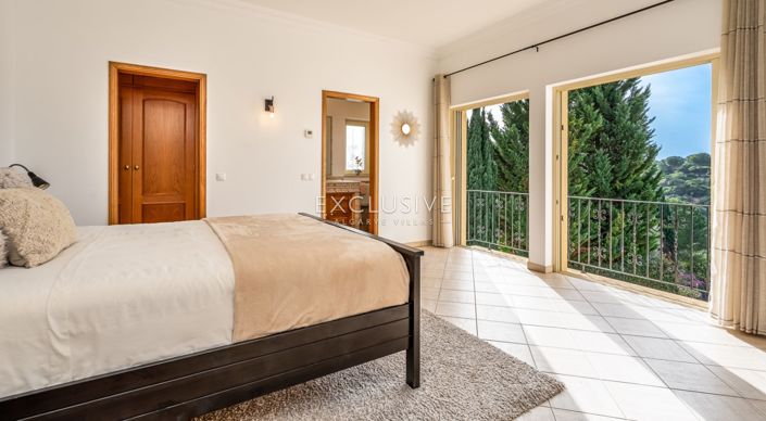 Image No.24-3 Bed Villa for sale