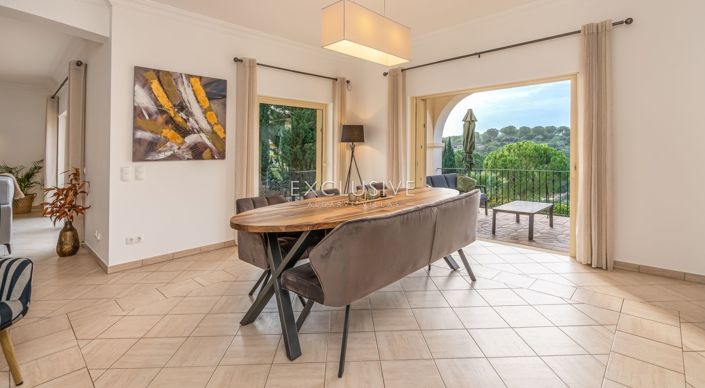 Image No.9-3 Bed Villa for sale