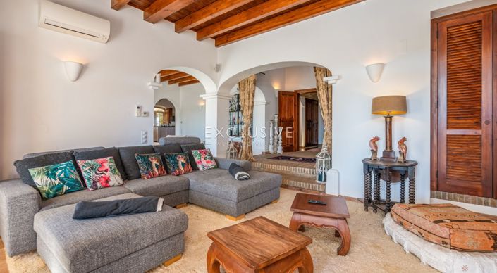 Image No.11-4 Bed Villa for sale