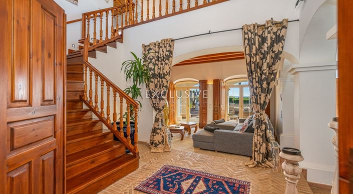 Image No.12-4 Bed Villa for sale