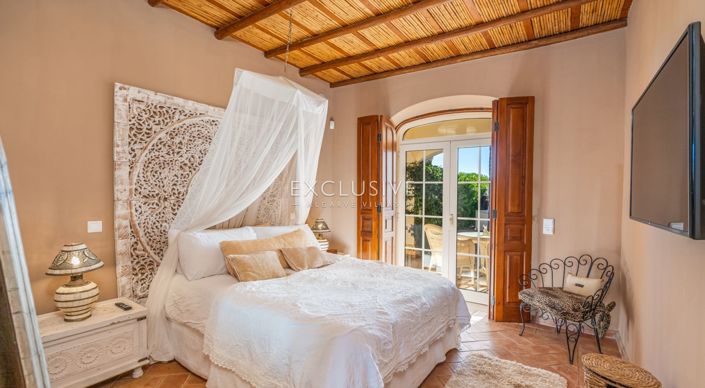 Image No.17-4 Bed Villa for sale