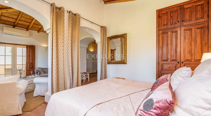 Image No.23-4 Bed Villa for sale