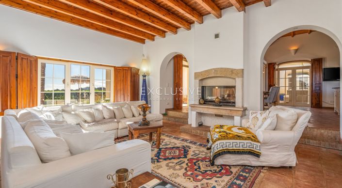 Image No.4-4 Bed Villa for sale