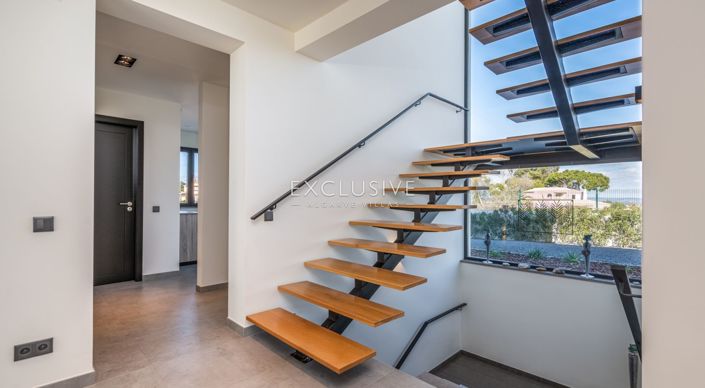 Image No.13-4 Bed Villa for sale