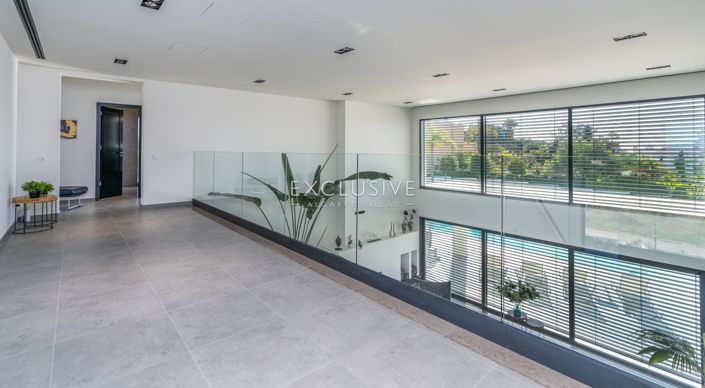 Image No.5-4 Bed Villa for sale