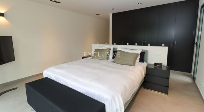 Image No.8-4 Bed Villa for sale