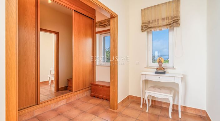 Image No.11-5 Bed Villa for sale